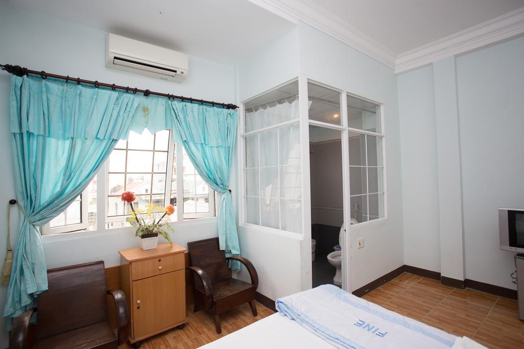 Sunny Fine Guesthouse Hue Room photo